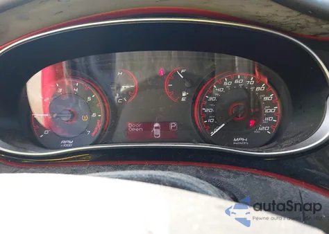 2015 Dodge Dart Sxt z USA, uszkodzony, nr VIN 1C3CDFBB8FD174648